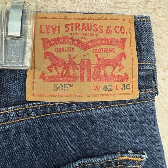 Levis 505 Jeans Mens 42x30 Blue Straight Leg Denim American - Picture 3 of 6